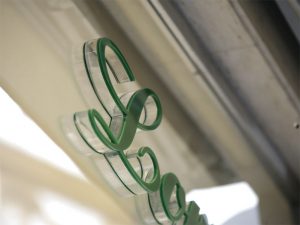 Lettere a rilievo in plexiglass